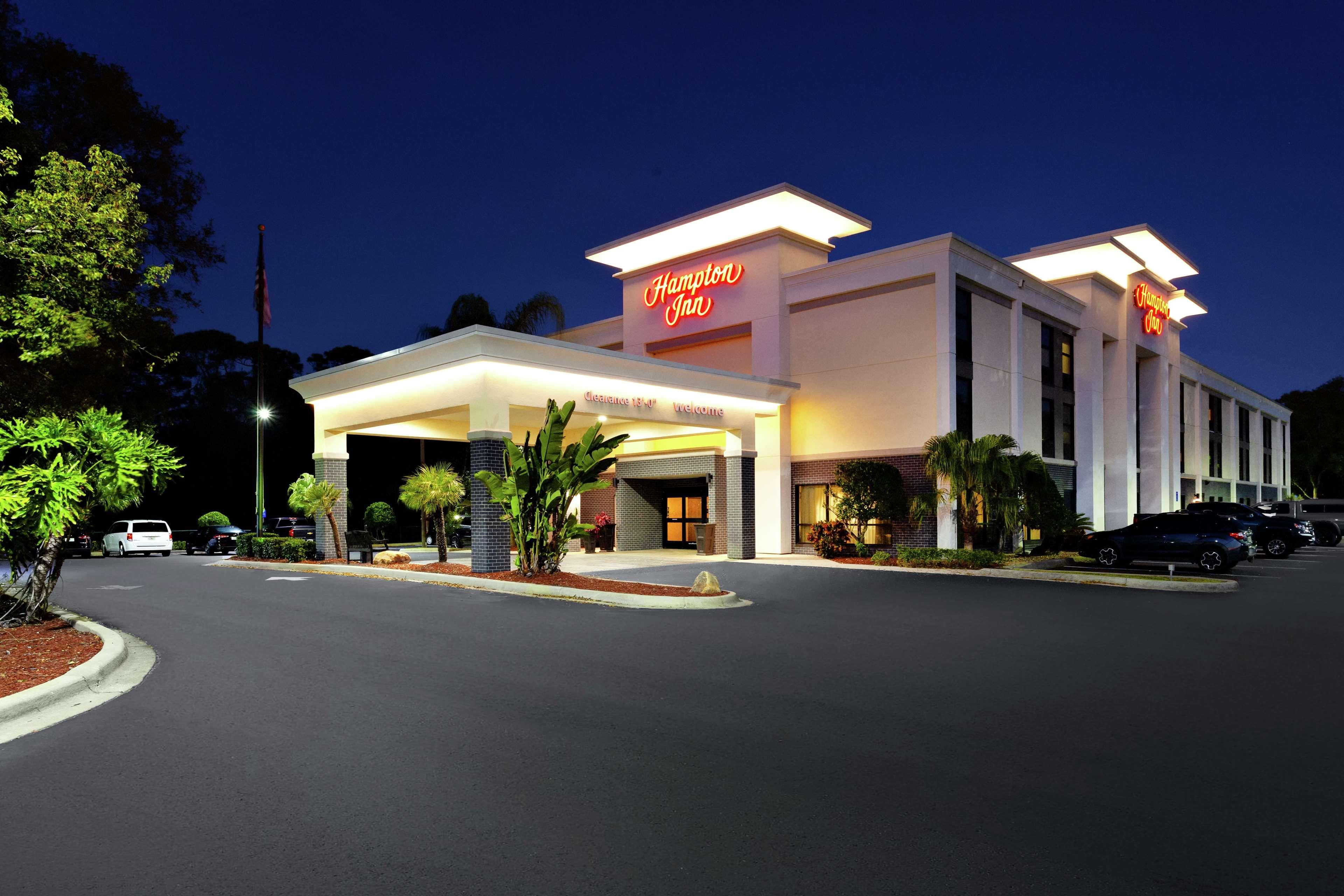 Hampton Inn Melbourne Exterior photo